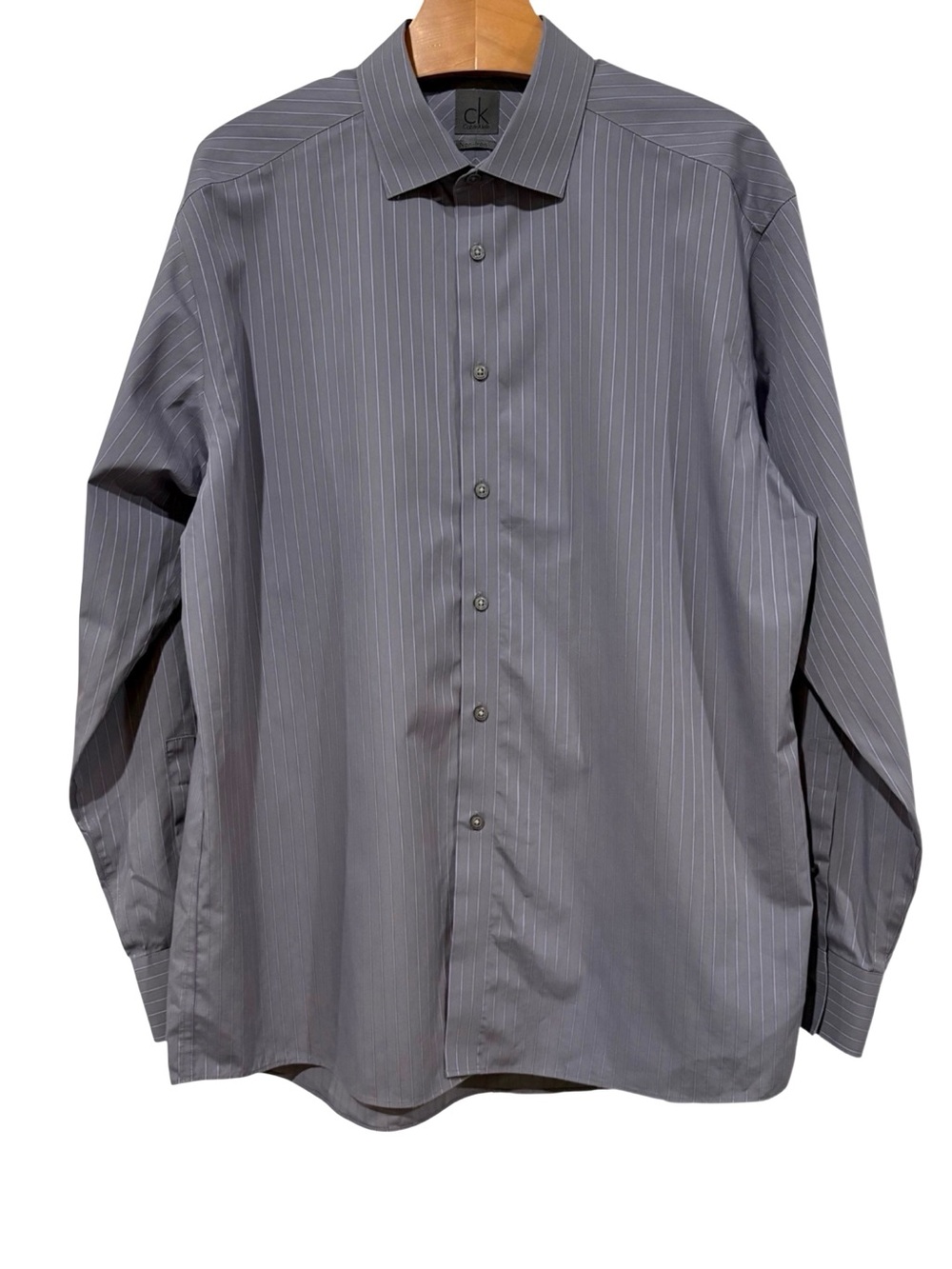 Calvin Klein 17 34/35 Gray Pinstripe Dress Shirt Non-Iron